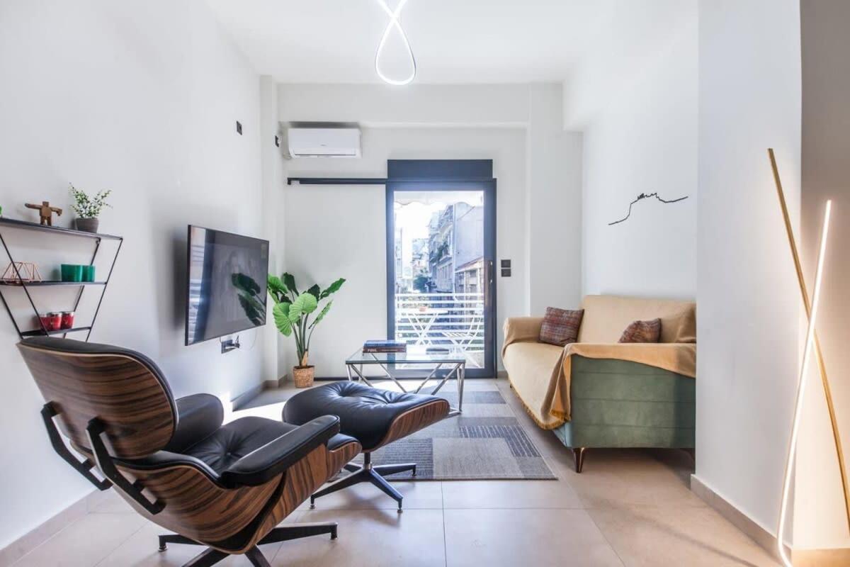 Beautiful Elegant Apartment Next To Monastiraki Athen Eksteriør billede